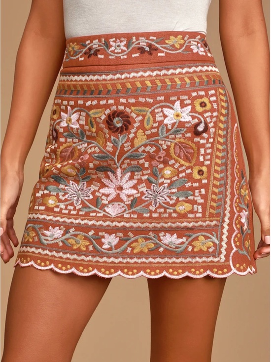 Anthropologie Dresses & Skirts - Floral Embroidered Patchwork Mini Skirt in Rust